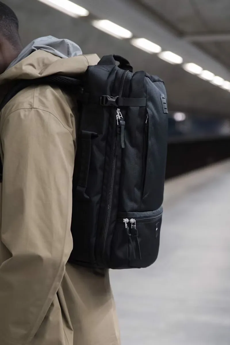 Sandqvist Otis Travel Backpack (Black)