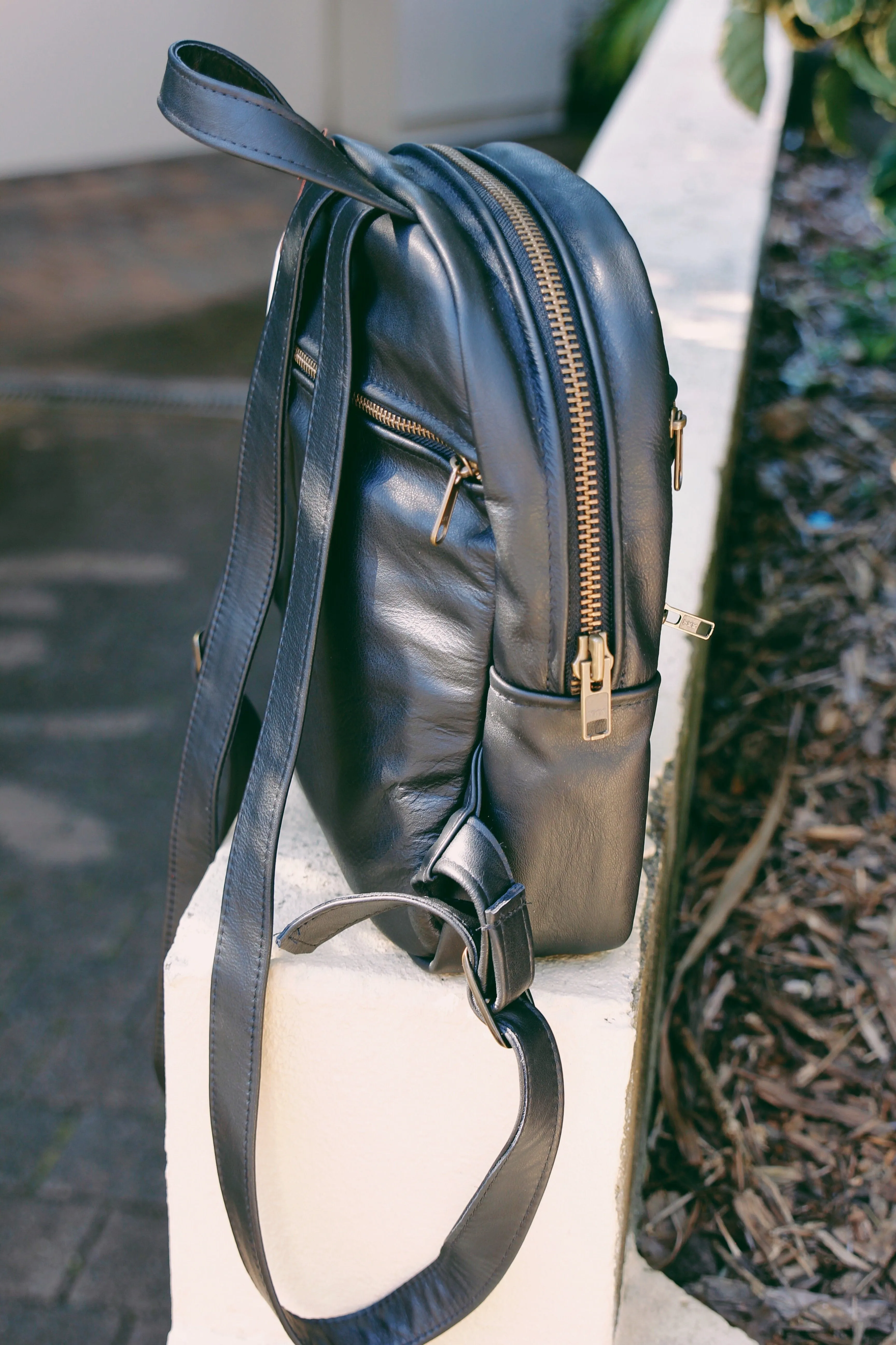 The Annie Backpack - Large - Cowhide